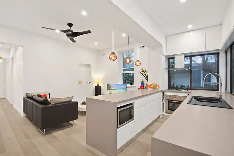 2/133 Coogee Bay Road, Coogee NSW 2034