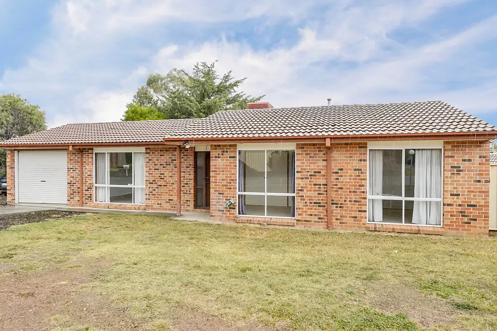 Main view of Homely townhouse listing, 18/36 Cromwell Circuit, Isabella Plains ACT 2905