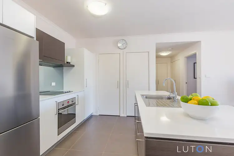 203/142 Anketell  Street, Greenway ACT 2900