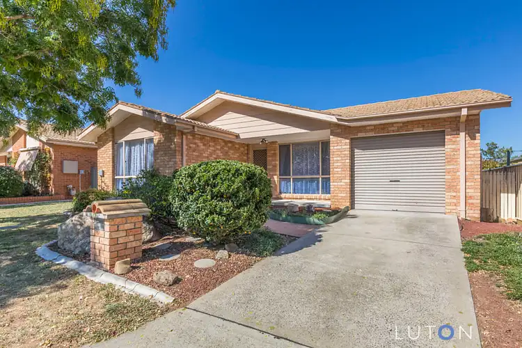 12 Huxley Place, Palmerston ACT 2913