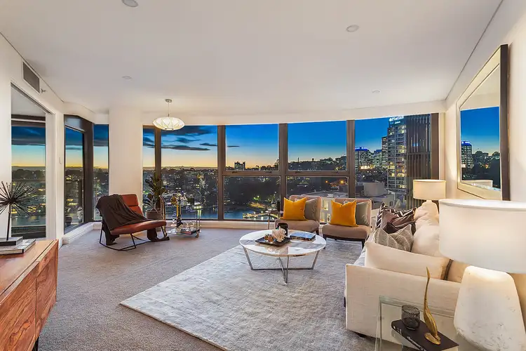 1802/30 Glen Street, Milsons Point NSW 2061