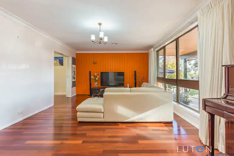 40 Blackwood Terrace, Holder ACT 2611