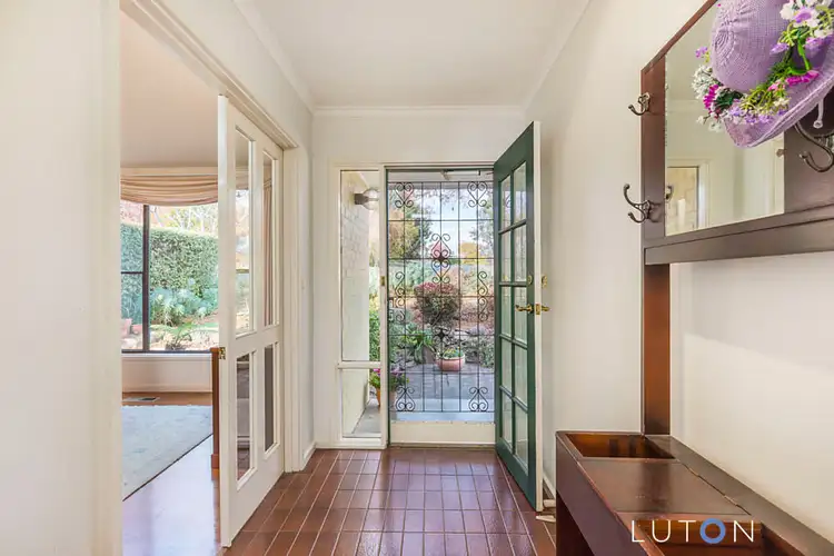 5 Spafford  Crescent, Farrer ACT 2607