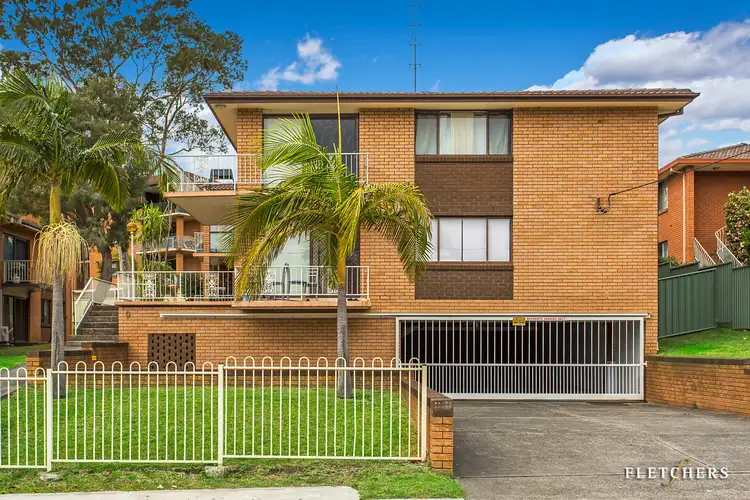 Main view of Homely unit listing, 2/9 Mercury Street, Wollongong NSW 2500