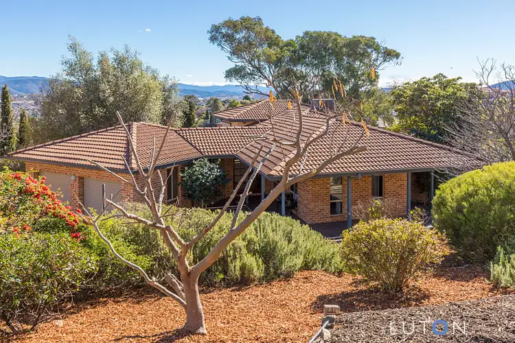 10 Tatchell Street, Calwell ACT 2905