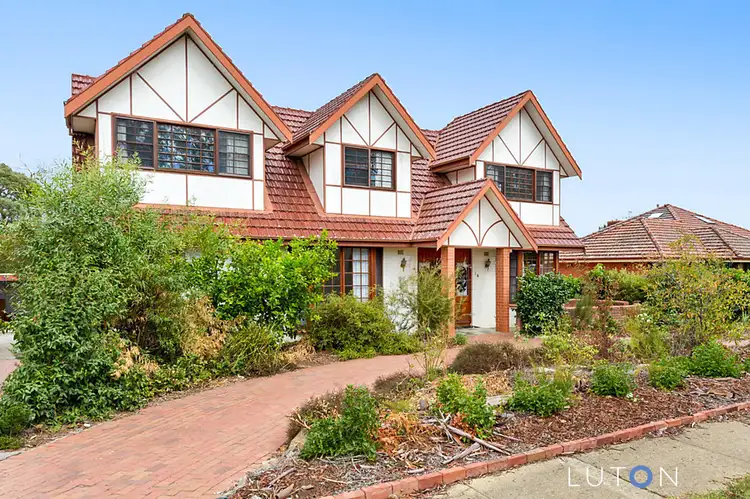 14 Landsborough Street, Griffith ACT 2603