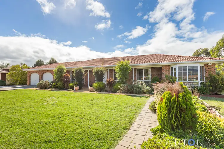 2 Noel Ryan Gardens, Gordon ACT 2906
