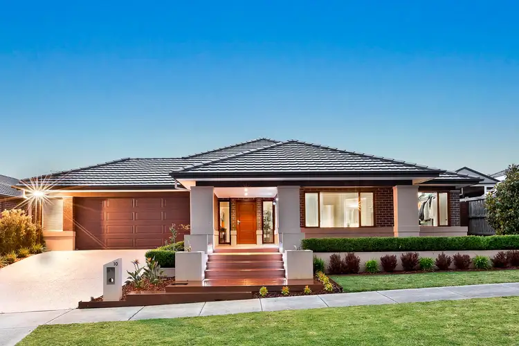 10 Dilwynia Avenue, Doreen VIC 3754