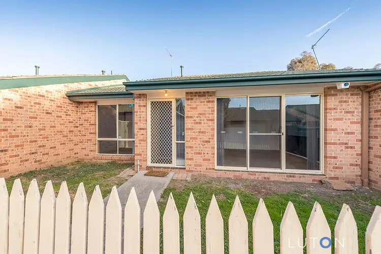 8/10 Zeitz Court, Banks ACT 2906