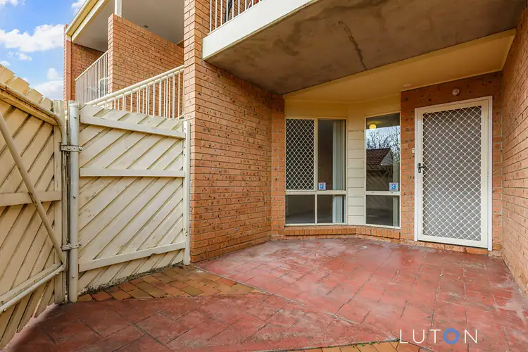 14/12 Albermarle Place 'Cammeray Court'