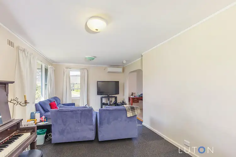 Second view of Homely house listing, 9 Hood Place, Watson ACT 2602