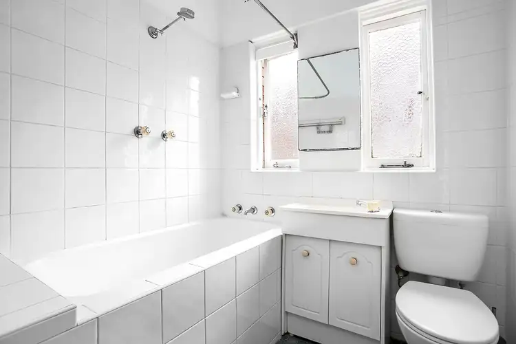 Fifth view of Homely apartment listing, 3/104 Anglesea Street, Bondi NSW 2026