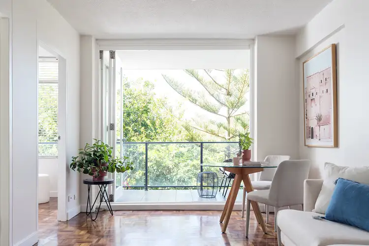 Third view of Homely apartment listing, 15/40A Roslyn Gardens, Rushcutters Bay NSW 2011