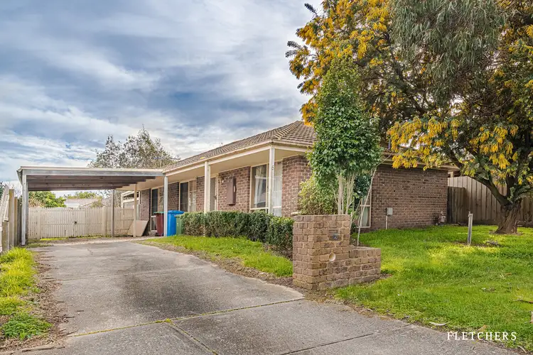 5 GLENLEIGH Court, Cranbourne North VIC 3977