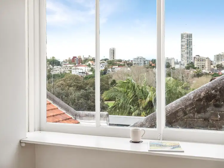 Fifth view of Homely apartment listing, 14/38 Roslyn Gardens, Elizabeth Bay NSW 2011