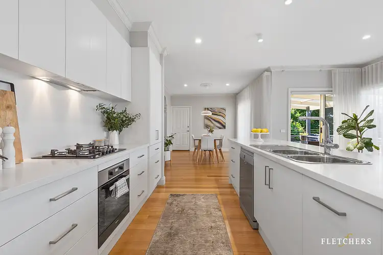 17 Allardice Parade, Berwick VIC 3806