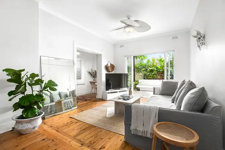 2/7 Brighton Boulevard, Bondi Beach NSW 2026
