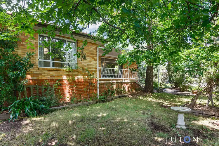 92 Duffy St