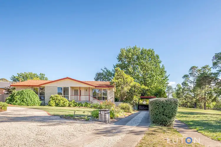 8 Woolrych Street, Holder ACT 2611
