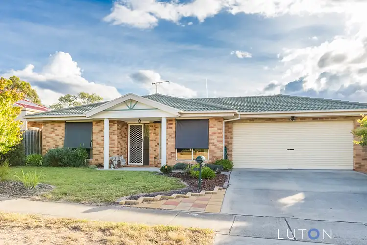 33 Oxenham Circuit, Gordon ACT 2906