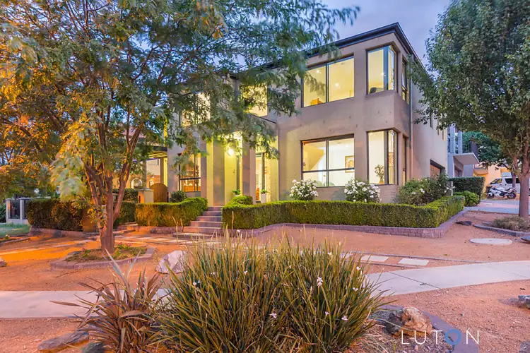 34 Winarlia Lane, Gungahlin ACT 2912
