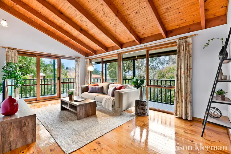 42 Parry Road, Eltham North VIC 3095