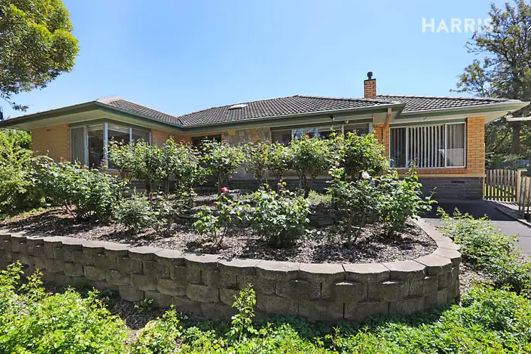 13 Roseberry Avenue, Eden Hills SA 5050