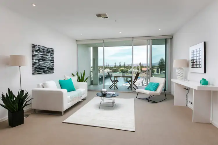 29/7 Patawalonga Frontage, Glenelg North SA 5045