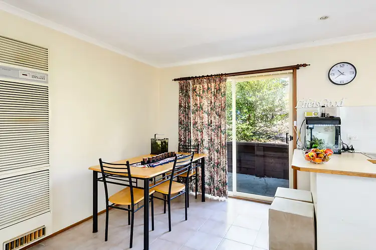 Fifth view of Homely semi-detached listing, 15 Harry Hopman Circuit, Gordon ACT 2906