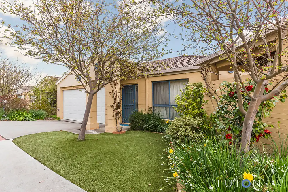 Main view of Homely villa listing, 4/2 Dines Place, Bruce ACT 2617