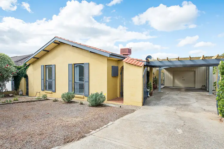 9 Throsby Close, Queanbeyan NSW 2620