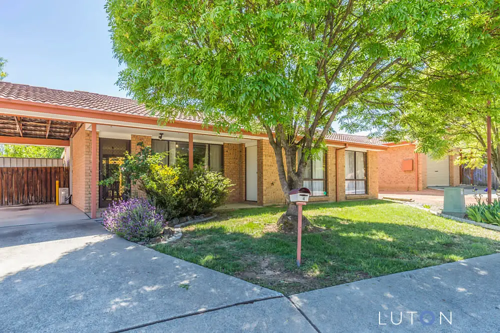 Main view of Homely townhouse listing, 4/18 Cromwell Circuit, Isabella Plains ACT 2905