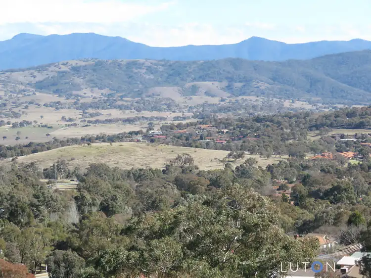 72 O'Connor Circuit, Calwell ACT 2905