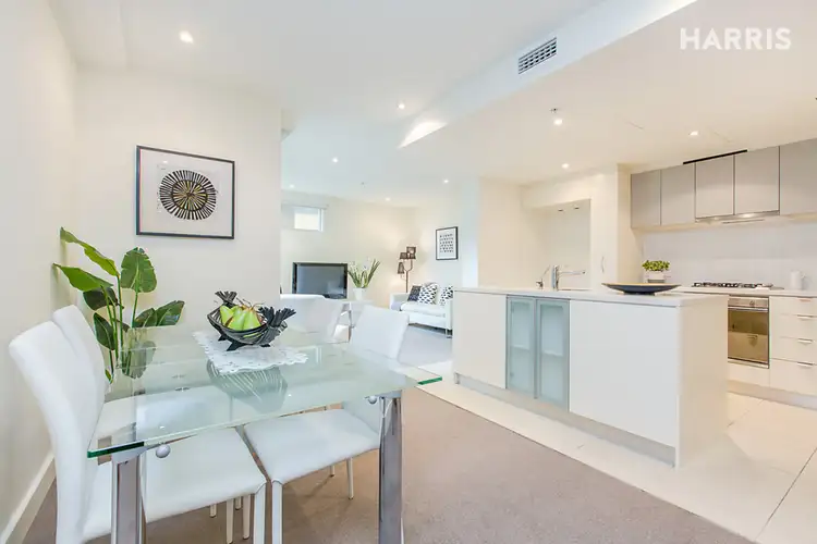 111/19 Holdfast Promenade, Glenelg SA 5045