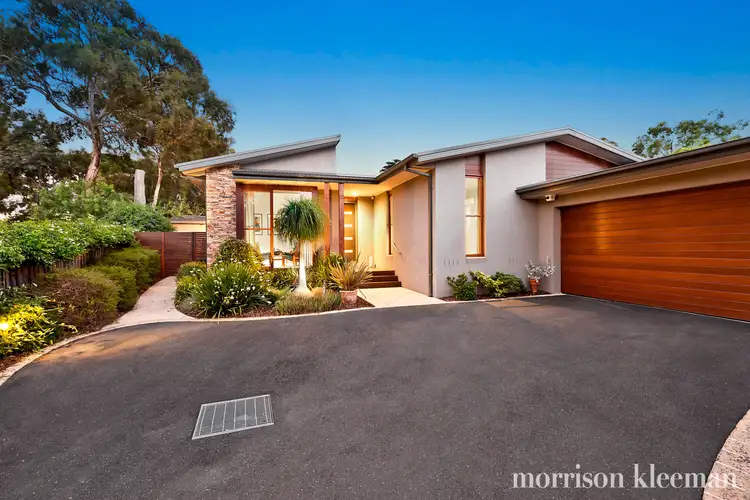 2/5 Glengarriff Crescent, Montmorency VIC 3094