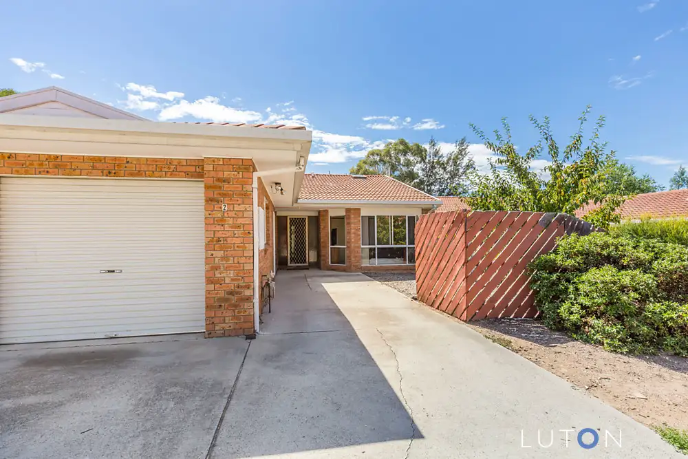 Main view of Homely townhouse listing, 2/21 Cleeve Place, Gordon ACT 2906