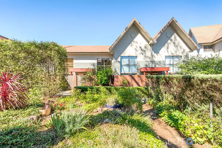 6/1 Eldridge Crescent, Garran ACT 2605