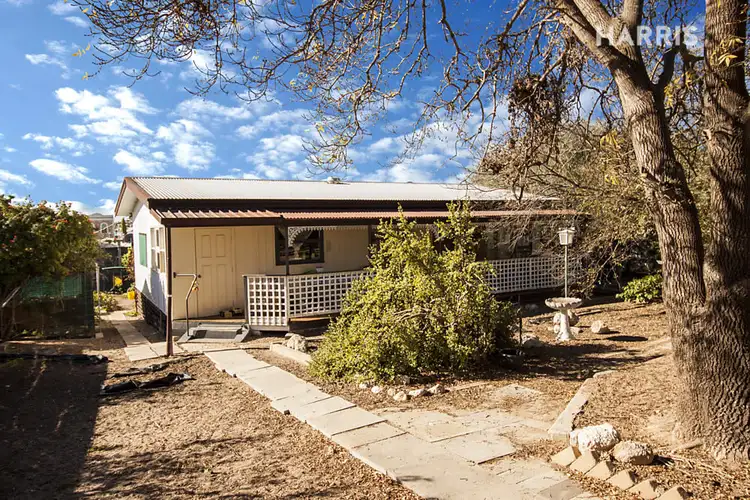 12 Robert Street, Moonta SA 5558
