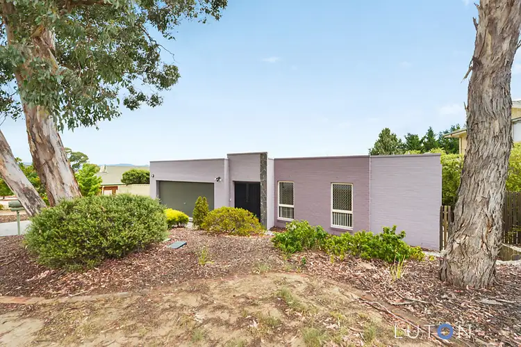 15 Stringybark Drive, Jerrabomberra NSW 2619