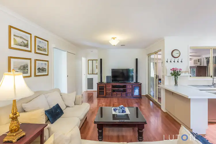 Fifth view of Homely house listing, 8 Samuels  Crescent, Ngunnawal ACT 2913