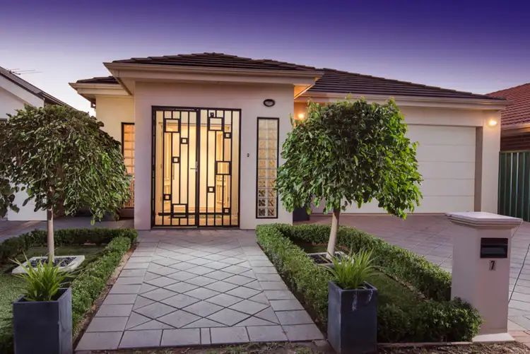 7 Tolley Crescent, Brooklyn Park SA 5032