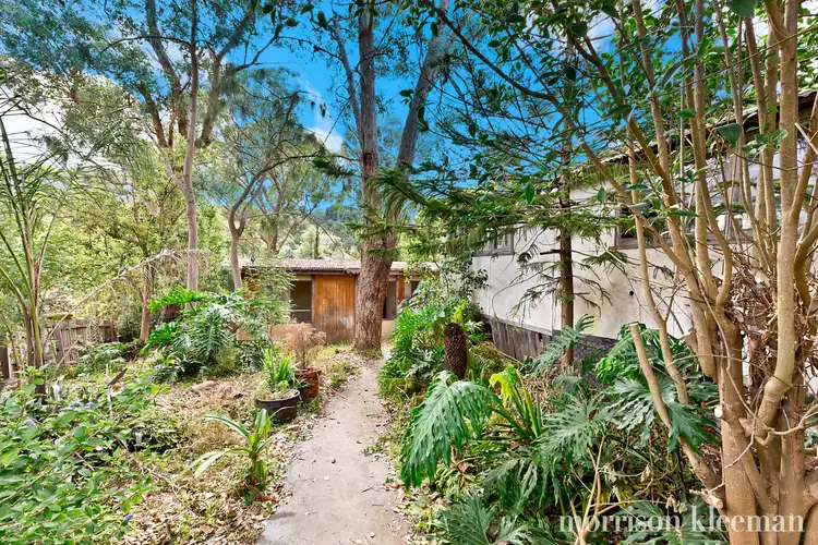 15 Brownes Crescent, Eltham VIC 3095