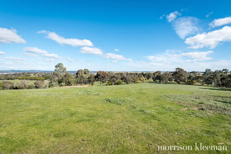 135 Tenth Avenue, Eden Park VIC 3757