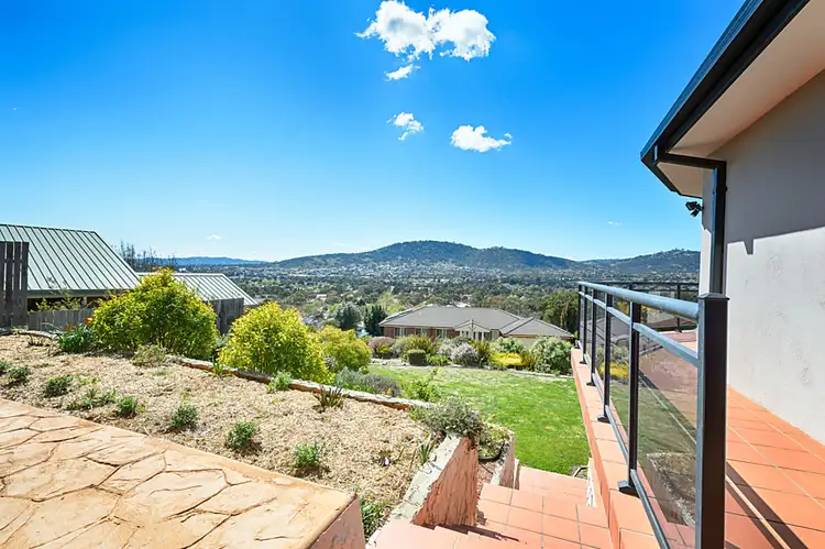 8 Price Place, Gordon ACT 2906