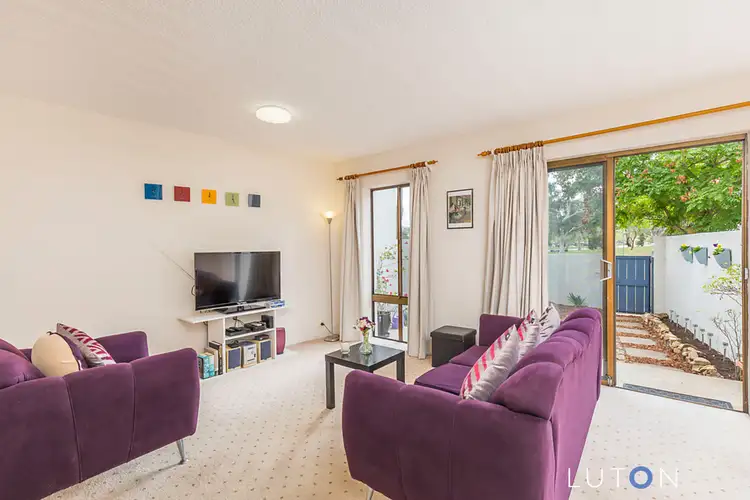 2A/2 Lambrigg Street, Farrer ACT 2607