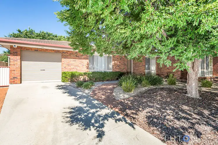 35 Ina Gregory Circuit, Conder ACT 2906