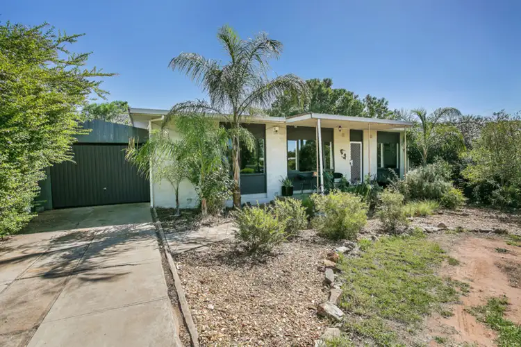 9 Gould Street, Para Hills SA 5096