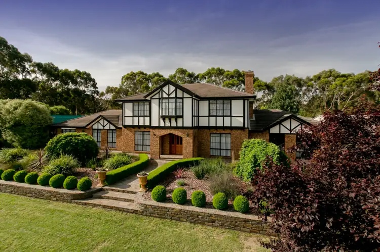26 Edialta Road, Cherry Gardens SA 5157