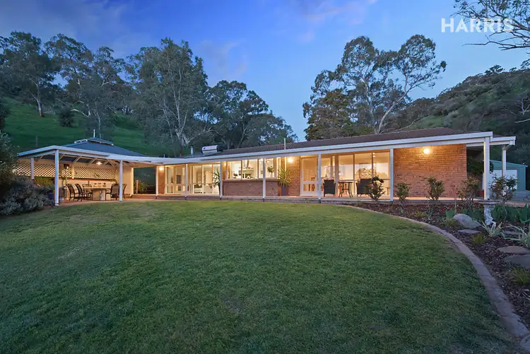 17 Sittella Crescent, Coromandel Valley SA 5051
