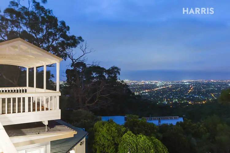 10 Centre Way, Belair SA 5052